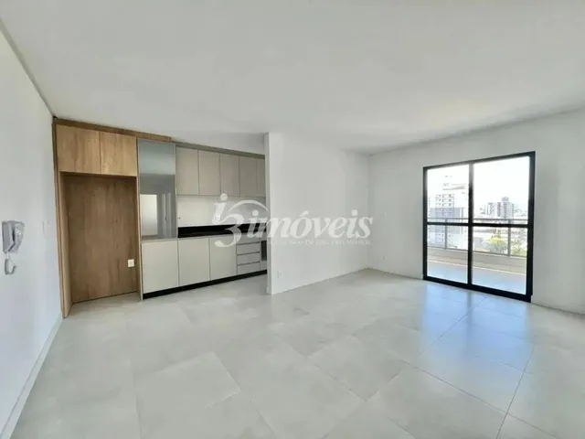 Imagem 1: Apartamento Semimobiliado para Locação, 3 Quartos Sendo 1 Suíte, 2 Vagas de Garagem