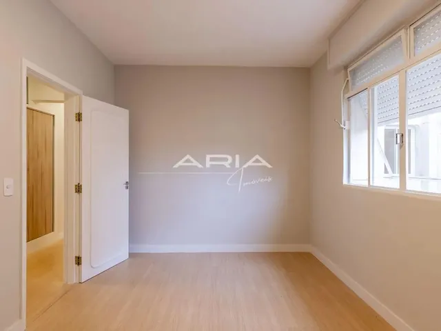 Imagem 3: Apartamento À Venda no Edifício D. João Vi, no Centro de Londrina Pr