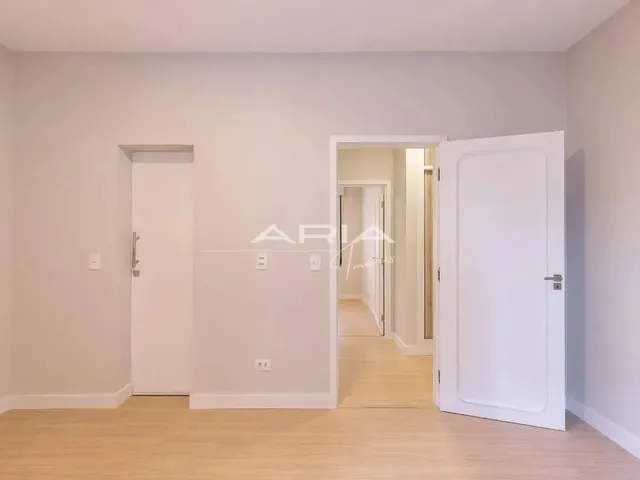 Imagem 9: Apartamento À Venda no Edifício D. João Vi, no Centro de Londrina Pr