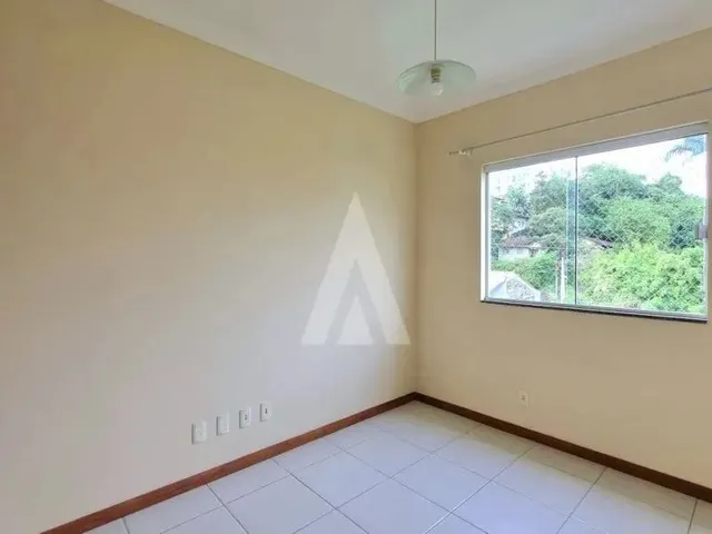 Imagem 15: Apartamento Semimobiliado com 2 Quartos Sendo 1 Suite, Sacada com Churrasqueira no Bairro