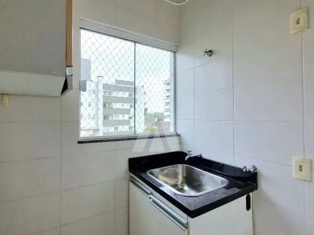Imagem 12: Apartamento Semimobiliado com 2 Quartos Sendo 1 Suite, Sacada com Churrasqueira no Bairro