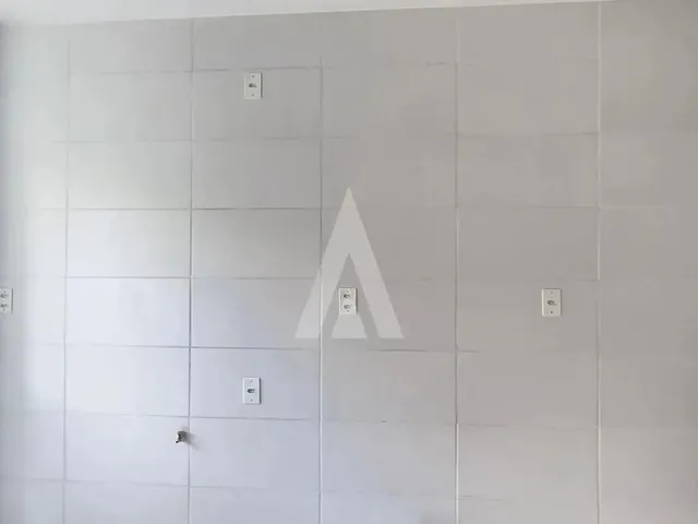 Imagem 4: Apartamento no Bairro Costa e Silva com 02 Quartos, Acesso com Elevador e 1 Vaga de Garage