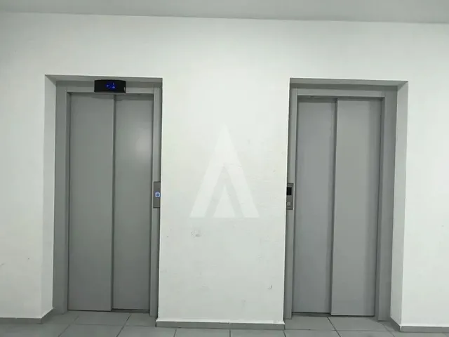 Imagem 11: Apartamento no Bairro Costa e Silva com 02 Quartos, Acesso com Elevador e 1 Vaga de Garage