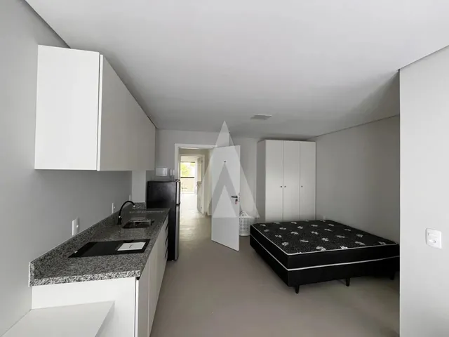 Imagem 1: Apartamento Studio, Mobiliado, 1 Dormitório, Cozinha e Bwc