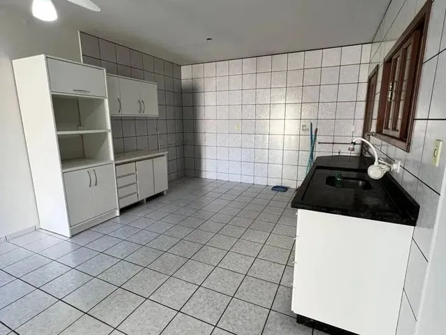 Imagem 10: Casa para Locação - Amplo Terreno - com 4 Quartos no Gravatá