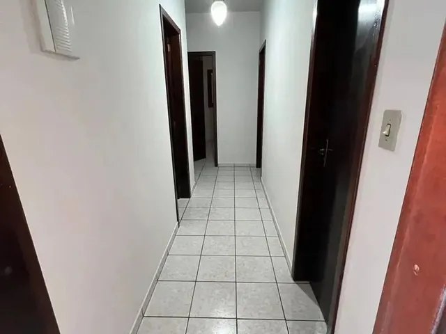 Imagem 8: Casa para Locação - Amplo Terreno - com 4 Quartos no Gravatá