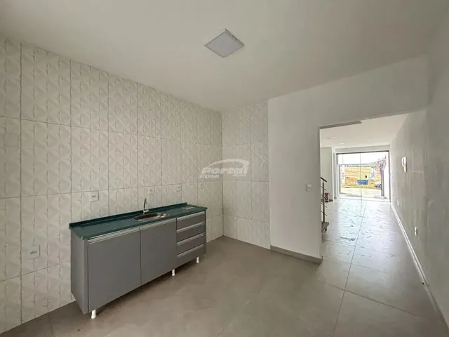 Imagem 10: Com Aprox 85M², o Imovel Possui 02 Amplos Dormitórios, Sendo Um com Sacada, Sala De
