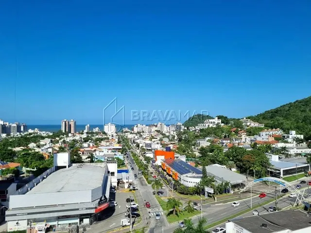 Imagem 8: Locação Anual - Mobiliado e Equipado, Face Norte na Praia Brava! Itajaí/Sc