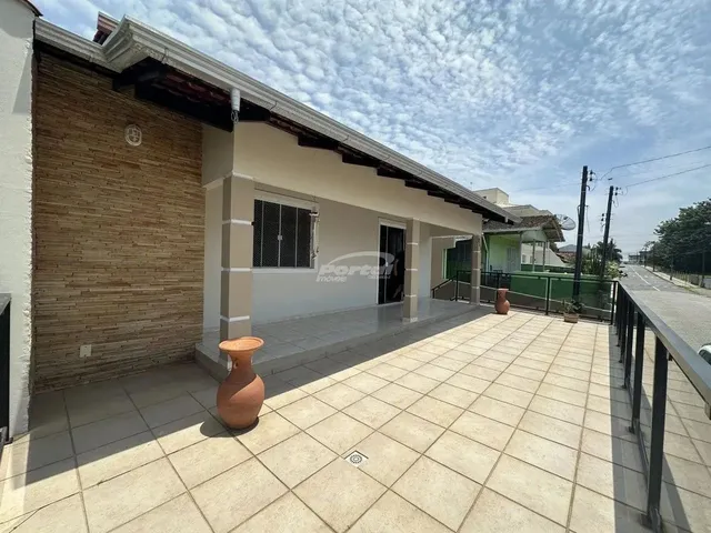 Imagem 1: Casa Disponível para Locação no Bairro Centro, em Barra Velha/Sc. (Cód. 22479