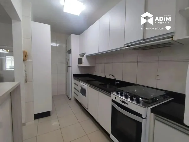 Imagem 4: Aluguel Anual: Apartamento de 2 Quartos no Centro de Balneário Camboriú - Sc