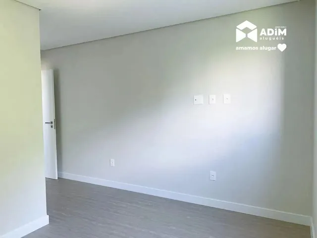 Imagem 4: Aluguel Anual: Apartamento Semi-Mobiliado no Centro de Itajaí