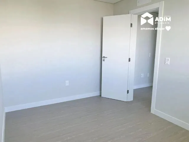Imagem 8: Aluguel Anual: Apartamento Semi-Mobiliado no Centro de Itajaí