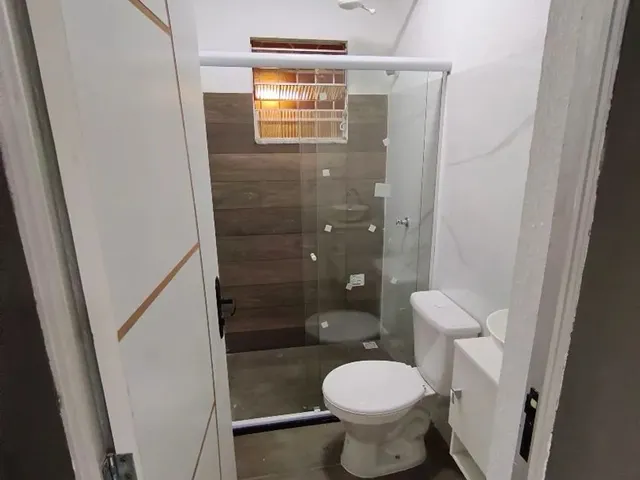 Imagem 5: Vendo Dois Quartos Área do Terreno Excedente no Fundo Garagem para Três Carros.financia