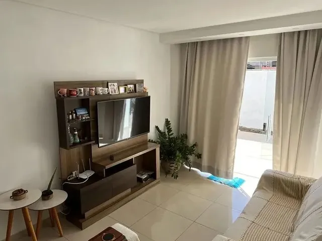 Imagem: Casa Residencial para Venda em Rua Publica