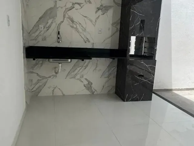 Imagem 3: Vendo Exatamente Casa, com Localização Privilegiada