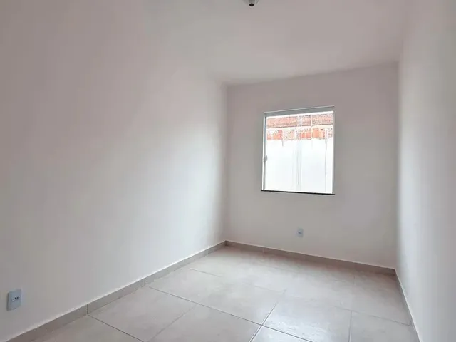 Imagem 3: Casa Nova 2/4 com Corredor Lateral Pronta para Morar no Mangabeira
