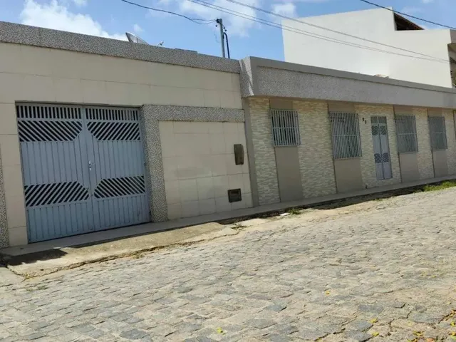 Imagem 14: Casa em Rua Pública no Centro - Estância [28349