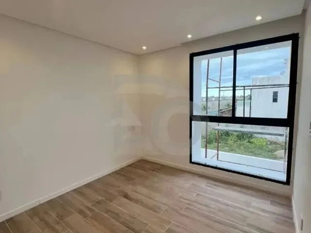 Imagem 9: Casa Duplex com 4 Vagas Cobertas no Condomínio Terras Alphaville 2