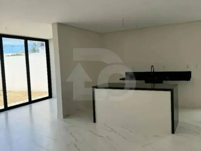 Imagem 13: Condomínio Terras Alphaville 2: Suíte, Varanda em 3 Quartos e Garagem Ampla