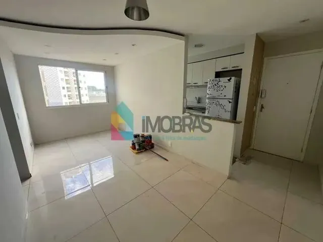 Imagem: Sala Dois Quartos em Condomínio com Infraestrutura