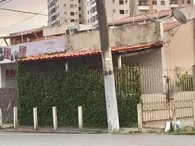 Imagem: Casa de Esquina na Urquiza Leal Bairro Salgado