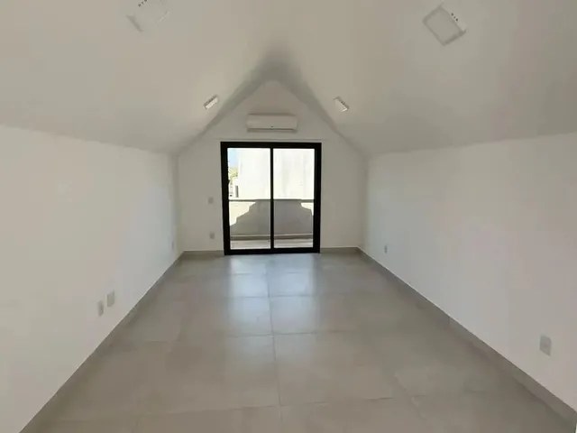 Imagem 11: Casa Triplex de Condominio para Locação, 5 Quartos, 360M2 - Barra da Tijuca