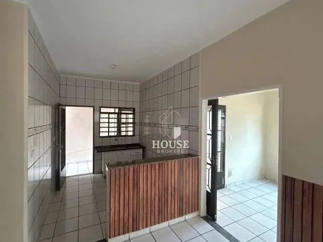 Imagem 6: Casa com 3 Dormitórios para Alugar, 110 M² por R$ 2.790,00/Mês - Parque dos Eucaliptos