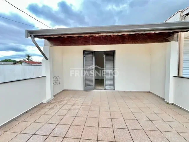 Imagem 11: Casa para Alugar Ou Vender com 2 Quartos e 1 Suíte, 2 Vagas