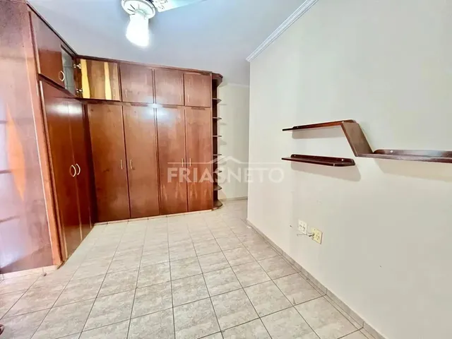 Imagem 5: Casa para Alugar Ou Vender com 2 Quartos e 1 Suíte, 2 Vagas