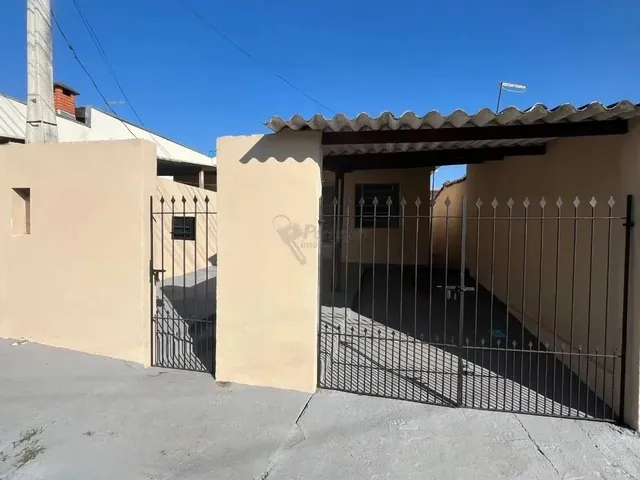 Imagem: Casa Residencial com 03 Quartos no Conjunto