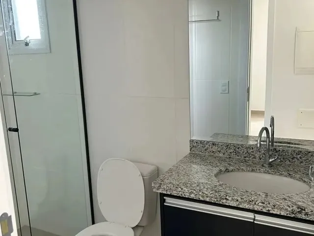 Imagem 6: Apartamento para Alugar com Armários Planejados 2 Quartos Sendo 1 Suíte e Sacada