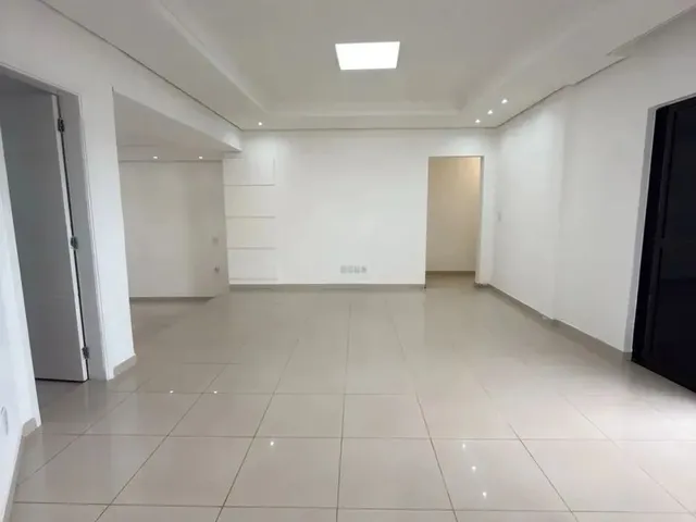 Imagem 13: Apartamento para Aluguel com 3 Suítes em Bairro Poção com 240M² - Ed. Bell Mont Em