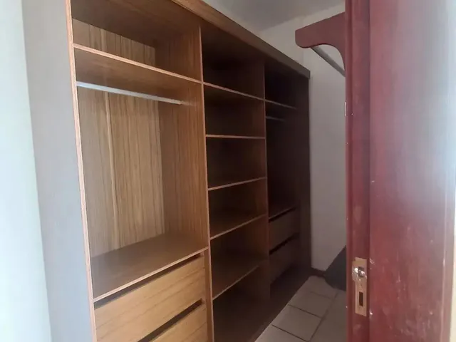 Imagem 3: Imóvel para Aluguel com 118 Metros Quadrados com 3 Quartos em Vicente Pinzon - Fortaleza
