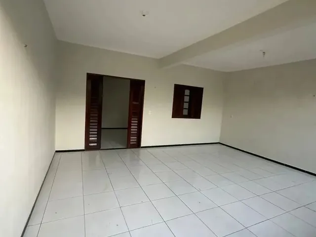 Imagem 6: Imóvel para Aluguel de 90 Metros Quadrados, com 2 Quartos, em Mondubim