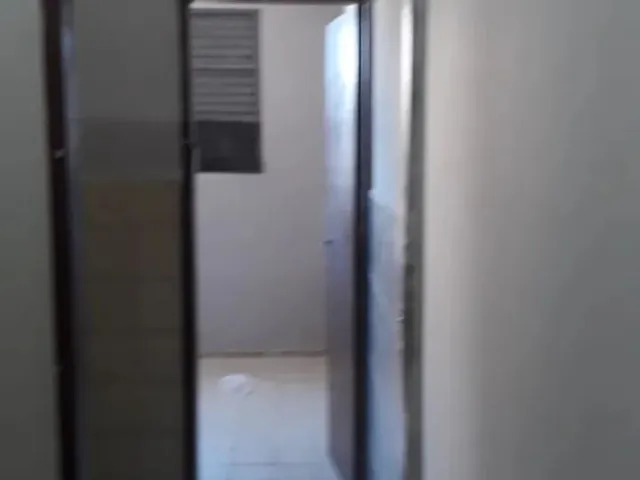 Imagem: Quitinete na Av. Antônio Sales