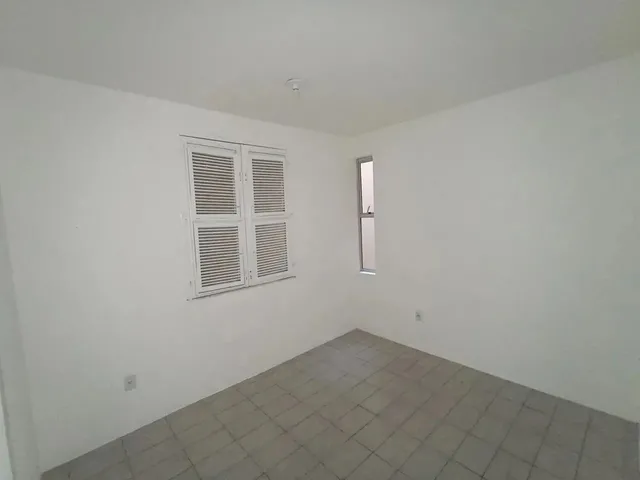 Imagem 12: Imóvel para Aluguel de 115 Metros Quadrados, com 3 Quartos, em Centro