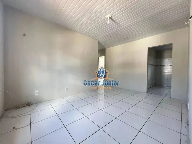 Imagem 1: Excelente Apartamento, 3 Quartos + Wc Social , 1º Andar, Sem Taxa de Condomínio, 1 Vaga