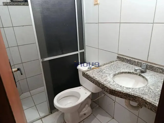 Imagem 2: Casa com 3 Dormitórios para Alugar por R$ 1.600,00/Mês - Maraponga - Fortaleza/Ce