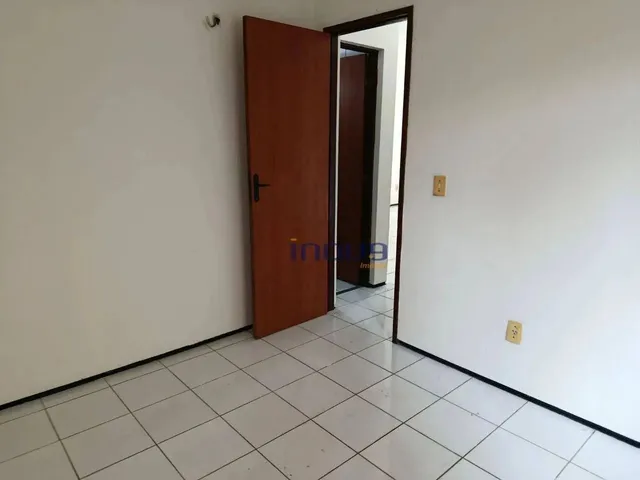 Imagem 12: Casa com 3 Dormitórios para Alugar por R$ 1.600,00/Mês - Maraponga - Fortaleza/Ce