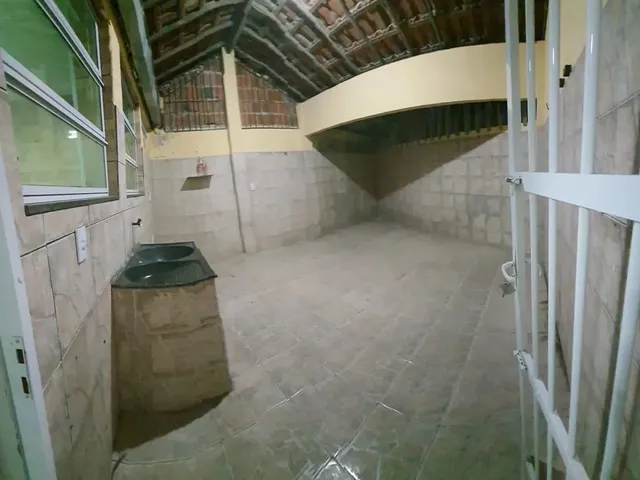 Imagem 9: Casa Muito Boa e Bem Localizada