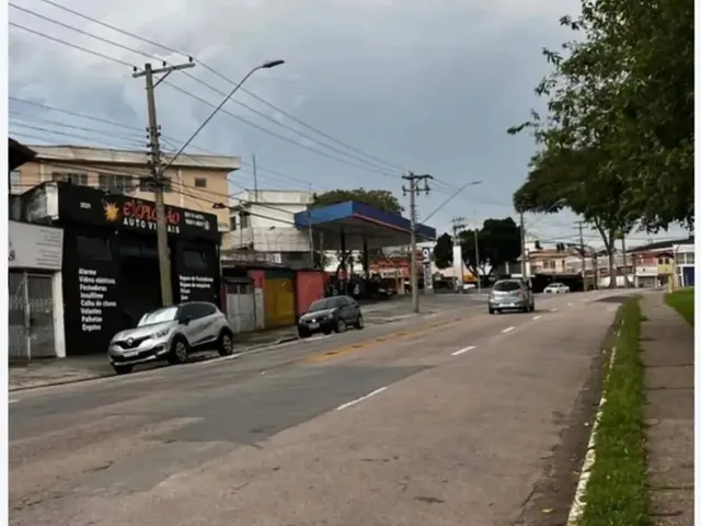 Imagem: Sobrado À Venda no Bosque dos Eucaliptos