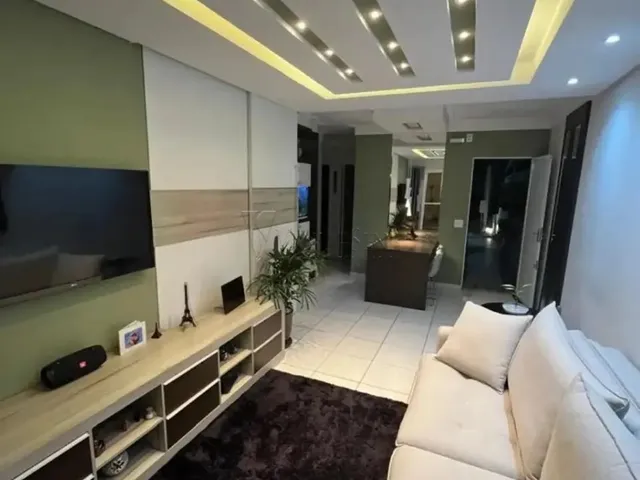 Imagem: Casa em Condomínio À Venda - Eugênio