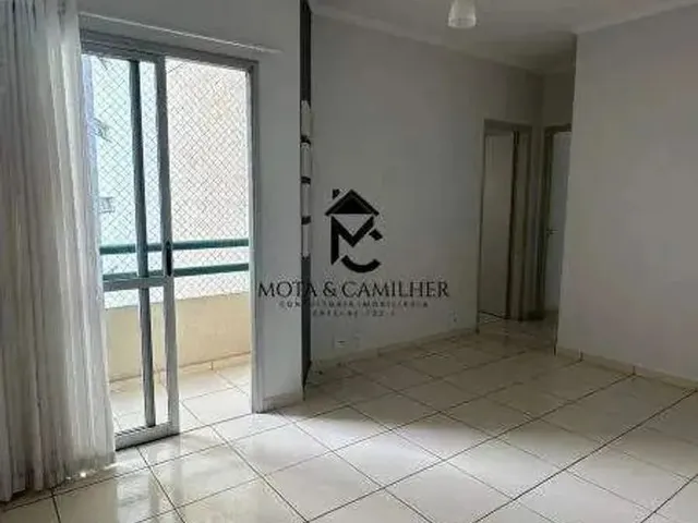 Imagem: O apartamento possui 2 Dormitórios, 1 Suíte, 2 Banheiros,