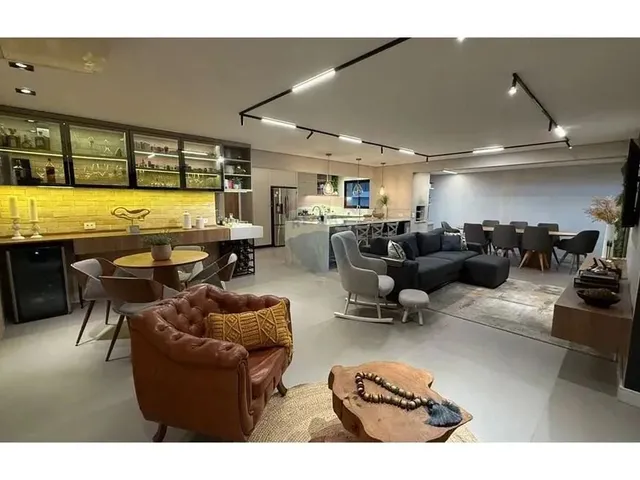 Imagem: O apartamento possui 3 Dormitórios, 3 Suítes, 4