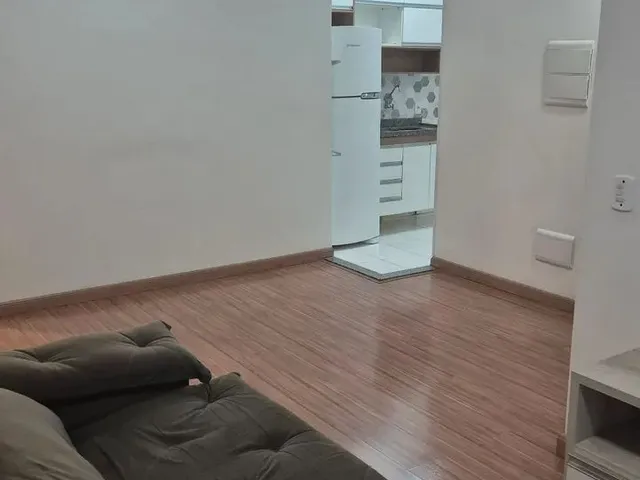 Imagem: O apartamento possui 2 Dormitórios, 1 Suíte, 2 Banheiros,