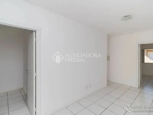 Imagem 3: Casa com 02 Dormitórios, Sendo 01 Suíte, Living 02 Ambientes