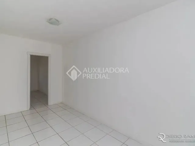 Imagem 14: Casa com 02 Dormitórios, Sendo 01 Suíte, Living 02 Ambientes