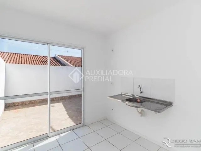 Imagem 12: Casa com 02 Dormitórios, Sendo 01 Suíte, Living 02 Ambientes