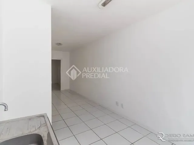Imagem 15: Casa com 02 Dormitórios, Sendo 01 Suíte, Living 02 Ambientes