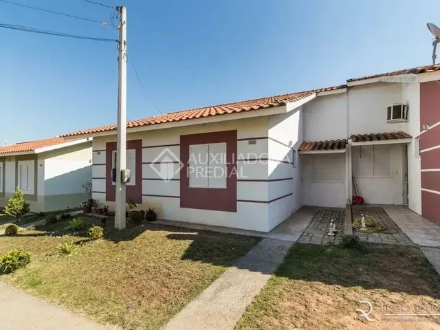 Imagem 10: Casa com 02 Dormitórios, Sendo 01 Suíte, Living 02 Ambientes